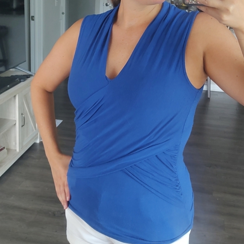 Stretchy blue summer top